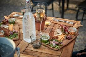 Uds�gt alkoholfri vin &ndash; smagfuld, elegant og perfekt til festlige lejligheder uden alkohol.